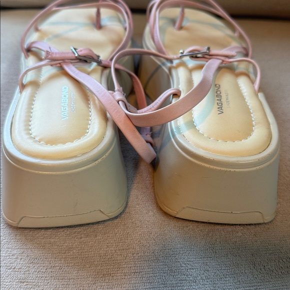 Vagabond Blenda Strappy Sandal - Picture 8 of 11